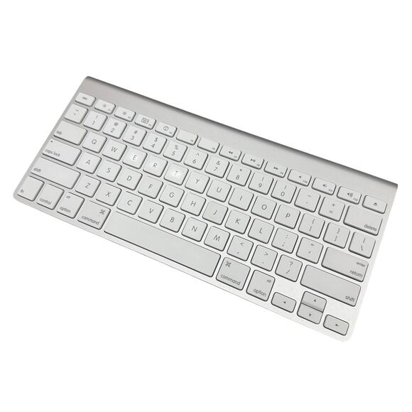 Apple Wireless Keyboard A1314 Bluetooth Silver/White – Tested Working - Picture 1 of 7